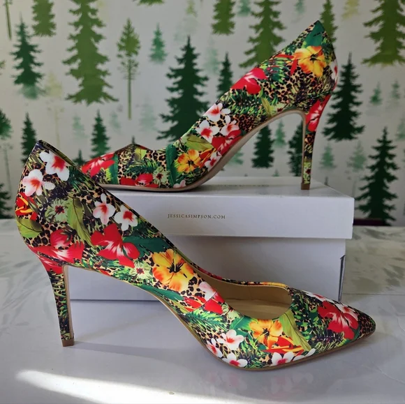 Jessica Simpson Pointed Closed Toe Stiletto Heel Pumps - Picture 1 of 8